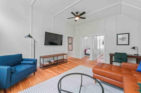 The Equestrian by Saratoga Stays - Private Balcony